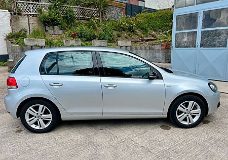 VW Golf Volkswagen VI Match 2.0 Tdi/Neu Zahnriemen/1 Hand Top.