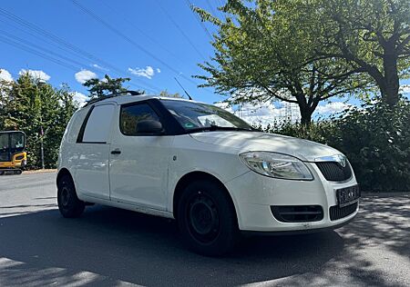 Skoda Praktik Kasten TÜV NEU/AHK/GUTER ZUSTAND