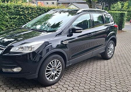Ford Kuga 2,0 TDCi 4x4 103kW Titanium Titanium