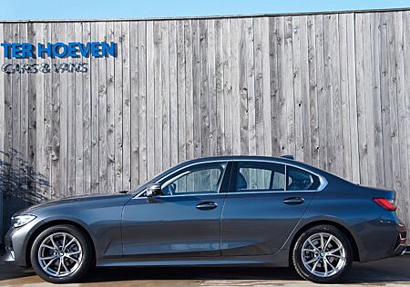 BMW 320d Luxury Line Navi Schiebed. 360° 140KW Euro6