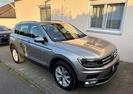 VW Tiguan Volkswagen 2.0 TDI SCR DSG BMT 4MOTION Highline ...