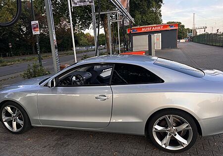 Audi A5 Coupé 2.7 TDI V6 (2008)