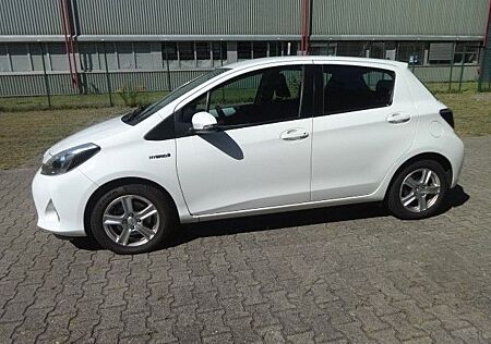 Toyota Yaris Hybrid Life KLIMA
