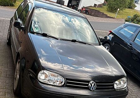 VW Golf Volkswagen 1.6 Basis Basis