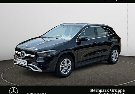 Mercedes-Benz GLA 200 Navi+Autom.+Klima+LED+Park-Assist.