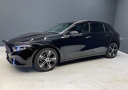 Mercedes-Benz A 200 Pano Night SpurW KAM PDC SpurH Navi AUT