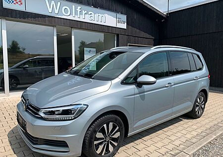 VW Touran Volkswagen Move