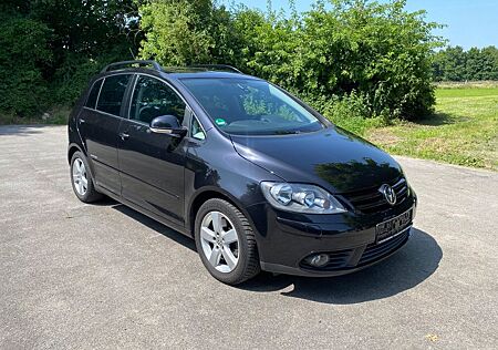 VW Golf Volkswagen Plus V United
