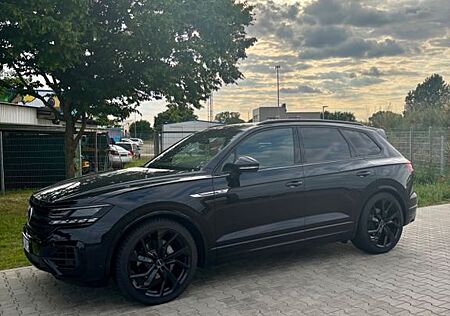 VW Touareg Volkswagen 3.0 V6 R Line Black Edition 22 Zoll