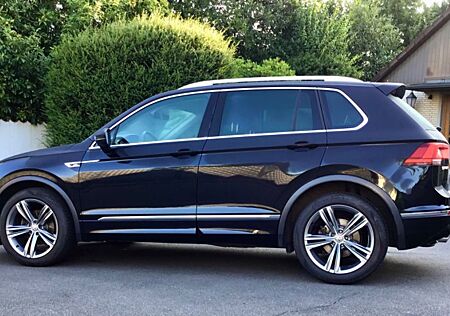 VW Tiguan Volkswagen R-Line Highline 2.0 TDI SCR DSG BMT AHK