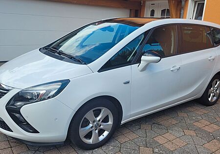 Opel Zafira 1.6 CNG ecoFLEX Family, AHK, Kamera, Pano