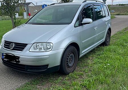 VW Touran Volkswagen 1.6 FSI Trendline Trendline
