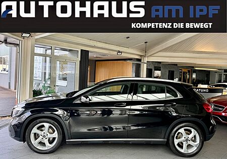 Mercedes-Benz GLA 200 ALLRAD+AUTOMATIK+LED+PANO+RFK+TÜV