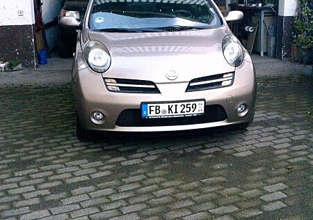 Nissan Micra C+C Premium 1.6 Premium