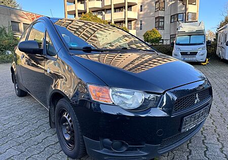 Mitsubishi Colt gebraucht kaufen Mitsubishi Colt Lim. 3-trg. Inform/Klimaaut/Tüv 12/26