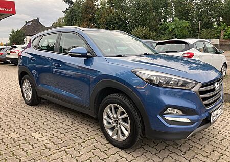 Hyundai Tucson blue Trend 2WD*Kamera*Navi*SHZ*Klimaauto.