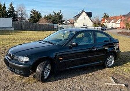BMW 316ti Compact - Schwarz