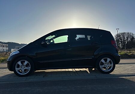 Mercedes-Benz A 170 AVANTGARDE Polar Star AVANTGARDE Polar...