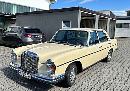 Mercedes-Benz S 250 SE 250