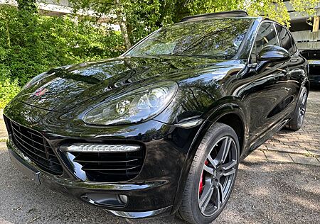 Porsche Cayenne Turbo