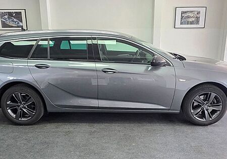 Opel Insignia Elegance ST Automatik AHK TÜV 08/2027