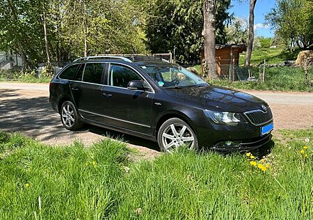 Skoda Superb 2.0, 4x4 L&K Combi, STHZ, AHK, PANO, XENO