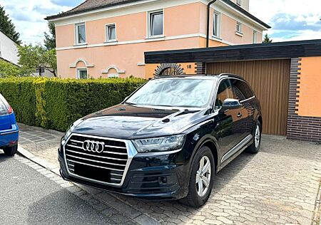 Audi Q7 3.0 TDI quattro S-line Top Zustand