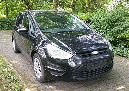Ford S-Max 2,0 TDCi 103kW Autom. neuer TÜV /7-Sitzer