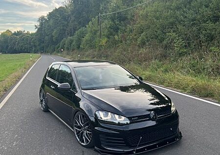 VW Golf Volkswagen 7 GTI / 426 PS / SLS-Umbau / Klappenanlage
