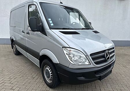 Mercedes-Benz Sprinter II Kasten 209 Top Zustand TÜV NEU