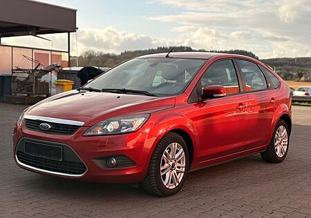 Ford Focus Lim. 2.0 Diesel Zahnr.NEU 1Hand Bi Xenon