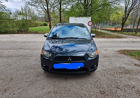 Mitsubishi Colt 1.3 Intense Intense