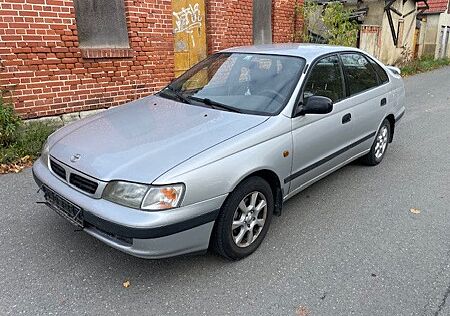 Toyota Carina 1,8 / Klima / 4x el.Fensterheber / ZV