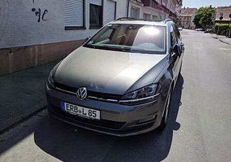 VW Golf Volkswagen 2.0TDI DSG Variant Highline VOLLAUSSTATTUNG