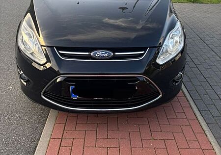 Ford C-Max 2,0TDCi 103kW PowerShift Titanium Titanium