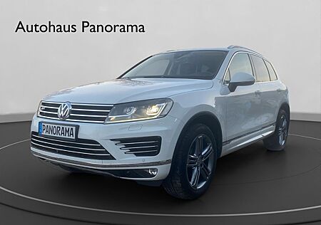 VW Touareg Volkswagen V6 TDI R Line 4M Navi/AHK/BiXenon/Pano