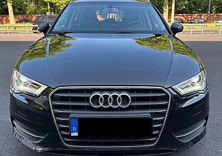 Audi A3 1.4 TFSI cod S tronic Ambition Sportback