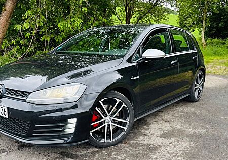VW Golf Volkswagen 2.0 TDI DSG BMT GTD Scheckheft Alarmanlage