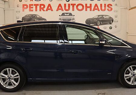 Ford S-Max 2,0 EcoBlue AWD Titanium Auto 7 Sitze