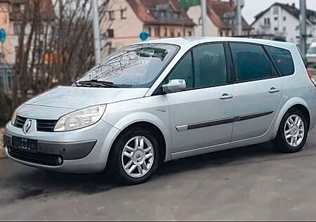 Renault Grand Scenic 2.0 Benzin 7sitzen Leder