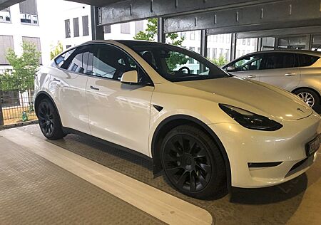Tesla Model Y Long Range Dual Motor AWD Long Range