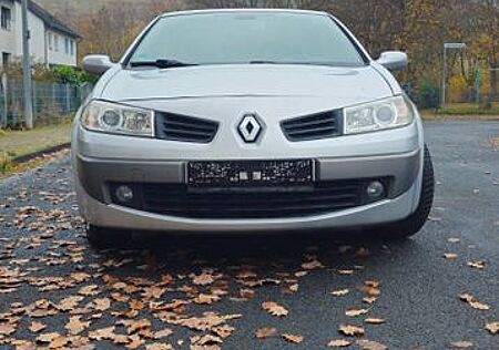 Renault Megane Coupé-Cabriolet Dynamique 2.0 16V Dyn...