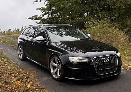 Audi RS4 4.2 FSI S tronic quattro Avant -