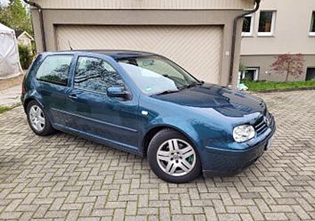 VW Golf Volkswagen 1.6 FSI Champ Champ