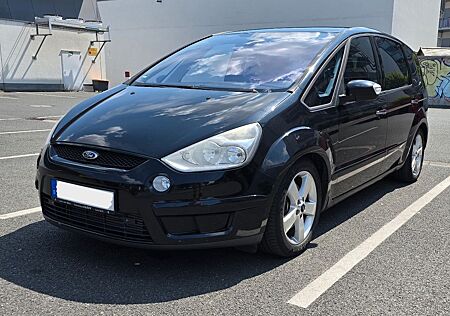 Ford S-Max 2,2 TDCi 129kW 175PS DPF Titanium mit TÜV