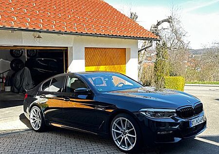 BMW 540i xDrive A*Massage*Head-up*Volleder*Pano*ACC*