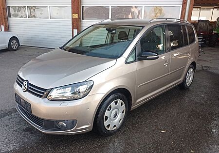 VW Touran Volkswagen 2.0 TDI Style BlueMotion 7- Sitzer