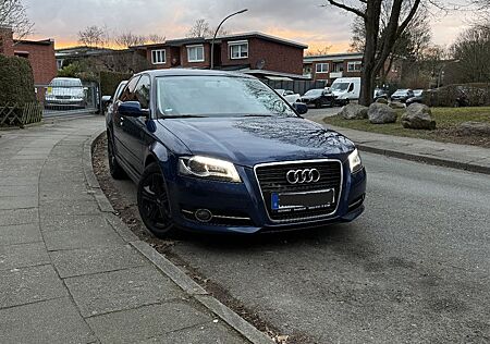 Audi A3 1.6 TDI | Scheckheft geplfegt | CarPlay | ZR neu