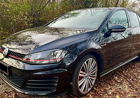 VW Golf Volkswagen 7 GTI Performance DSG DCC DynAudio 19Zoll W
