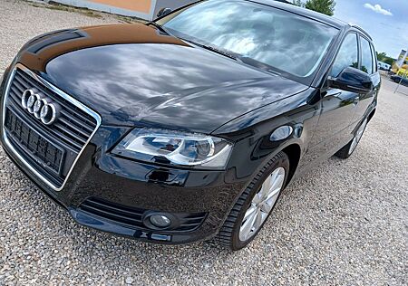 Audi A3 1.4 TFSI S tronic Attraction Sportback At...